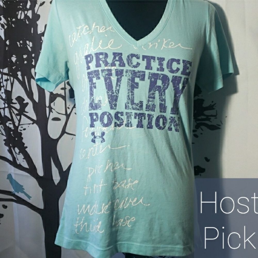 🎉HP🎉 Under Armour 🎯 🔹️Host Pick🔹️ Med T-shirt